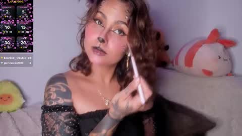 Snapshot of violetteramirez01 chatting on October 2025 01:53:02 AM Violette online show from October 2025 01:53:02 AM