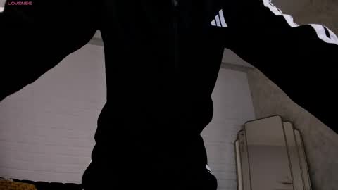 Violett  online show from September 2025 10:58:02 AM