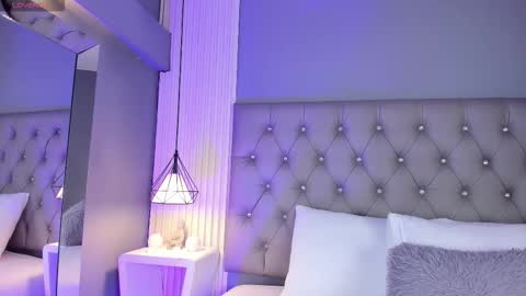 VioletthaRous online show from March 2026 10:42:01 PM