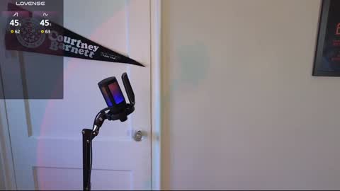 Snapshot of violetwinter666 chatting on December 2024 04:57:01 PM Violet Winter  indie sleaze goth girl next door online show from December 2024 04:57:01 PM