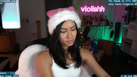 Snapshot of violishh chatting on December 2024 11:17:02 PM follow me on twitter violishh and ig violishh  online show from December 2024 11:17:02 PM