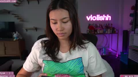 Snapshot of violishh chatting on February 2025 07:50:02 PM follow me on twitter violishh and ig violishh  online show from February 2025 07:50:02 PM