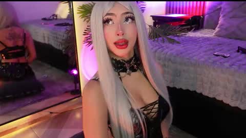 viollettebylyly online show from February 2026 12:47:02 PM