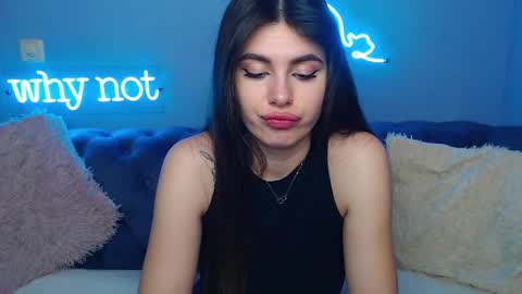 viollinalv online show from February 2025 11:47:02 AM