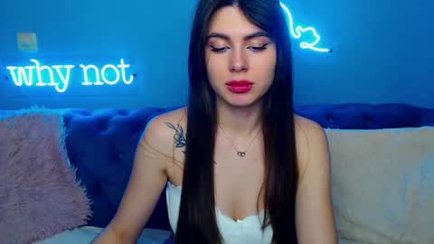 viollinalv online show from February 2025 08:42:02 AM