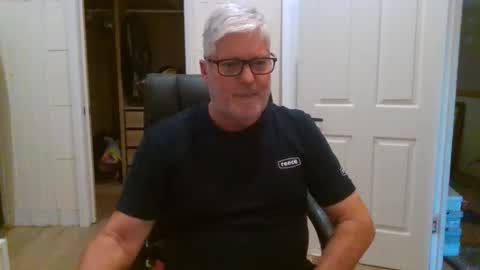 Snapshot of viper654321 chatting on May 2026 06:41:01 AM viper654321 online show from May 2026 06:41:01 AM