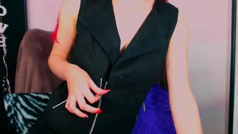 VirginLuna online show from January 2025 09:32:01 PM