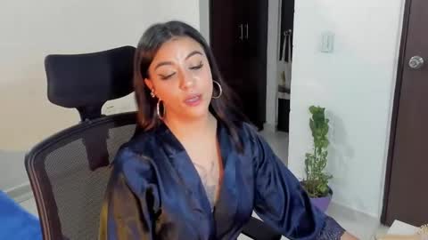 Lu online show from January 2025 03:18:02 AM