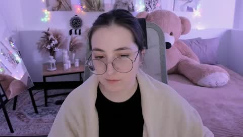 your love online show from April 2026 07:26:02 PM