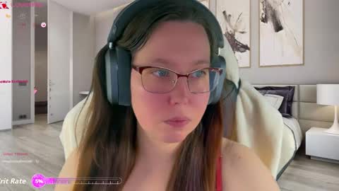 Victoria Romans online show from December 2025 01:11:01 AM