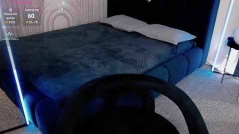 Vivian Evans online show from January 2025 03:20:01 AM