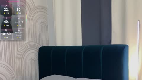 Vivian Evans online show from February 2025 01:00:01 AM