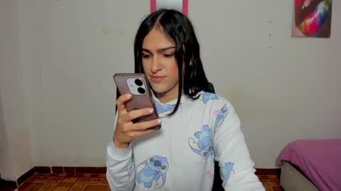 instagram Viviana73215 online show from February 2026 11:47:02 PM