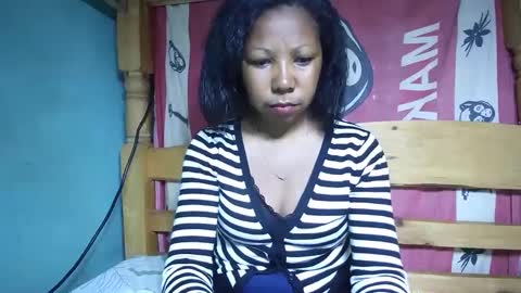 viviane0812 online show from March 2025 12:45:01 PM