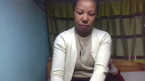 viviane0812 online show from September 2025 10:04:02 AM