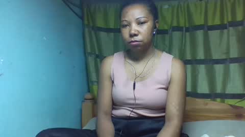viviane0812 online show from September 2025 07:07:02 PM