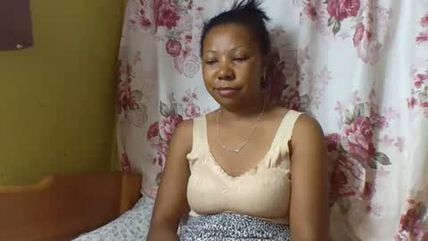 viviane0812 online show from March 2026 04:57:02 PM