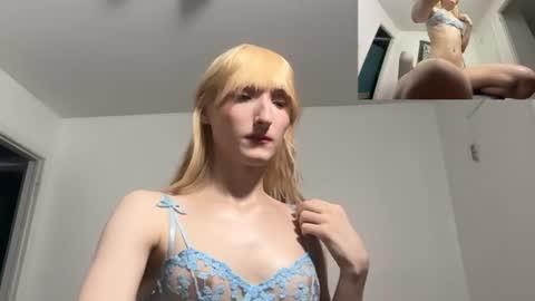 vivian layy online show from July 2026 11:44:02 PM