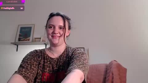 Lela online show from June 2026 10:12:01 PM
