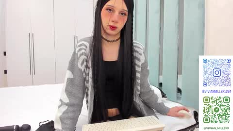 Vivian online show from December 2025 03:23:02 AM