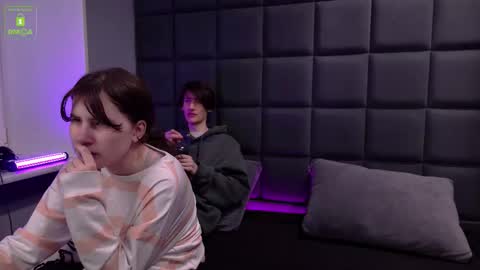 Snapshot of viviarangendy chatting on October 2025 03:20:01 PM VIVIARAGENDY online show from October 2025 03:20:01 PM