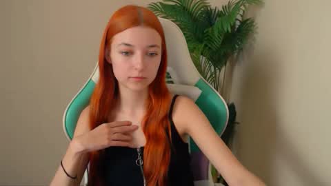 Vivien online show from February 2026 07:45:01 PM