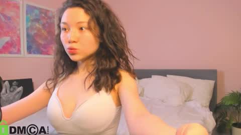 Vivien online show from December 2025 03:13:01 AM