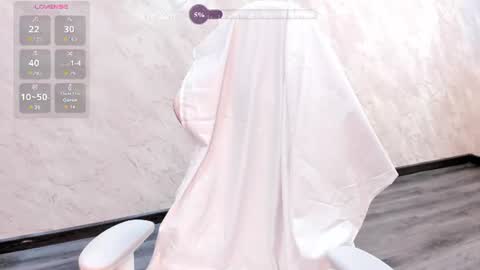 Snapshot of vivien_montclair chatting on July 2026 12:24:02 AM Vivien online show from July 2026 12:24:02 AM