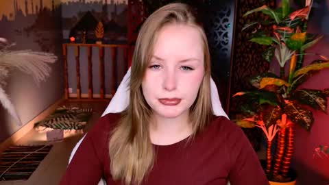 Vivien online show from February 2026 05:44:01 AM