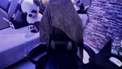 Snapshot of vivienne_hadid chatting on July 2026 02:05:17 AM vivienne hadid online show from July 2026 02:05:17 AM