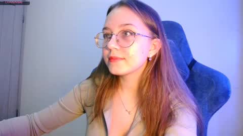 vivivivikkie online show from December 2025 10:17:02 PM
