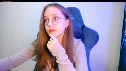 vivivivikkie online show from April 2026 09:26:02 PM