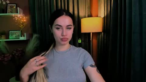 vivy_star online show from May 2026 06:59:01 PM