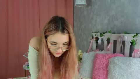 vivyboo111 online show from March 2026 08:27:02 PM