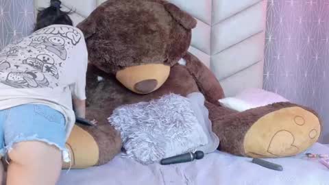 Snapshot of vixen_flutter chatting on June 2026 02:33:01 PM Vixen online show from June 2026 02:33:01 PM
