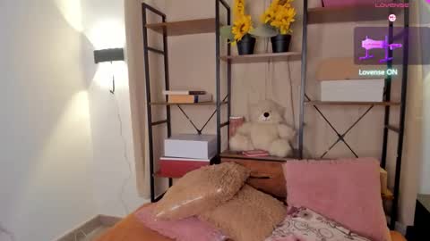 Vixenia online show from March 2026 12:49:02 AM