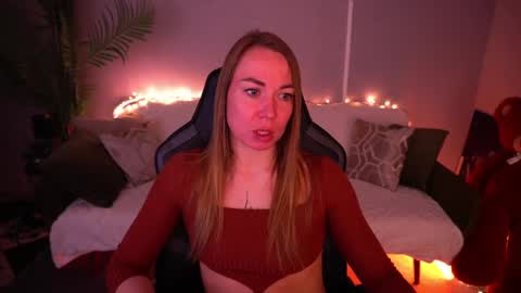 Ur Lady online show from April 2026 08:20:02 PM