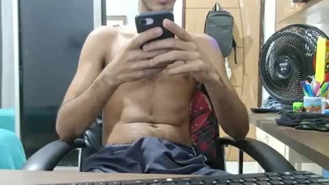 Snapshot of vixttrr chatting on March 2026 04:12:02 AM Vixtrr online show from March 2026 04:12:02 AM