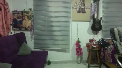 vl21cm online show from October 2025 07:06:01 AM