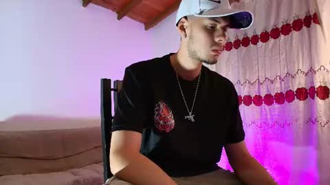 Snapshot of vlad__night chatting on June 2026 03:39:02 AM Vlad online show from June 2026 03:39:02 AM
