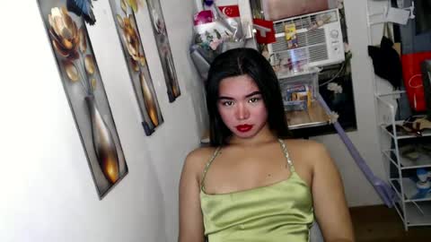 Snapshot of voganmarie chatting on July 2026 07:56:01 AM voganmarie online show from July 2026 07:56:01 AM