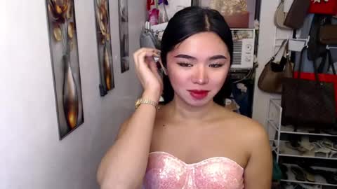 Snapshot of voganmarie chatting on July 2026 06:05:01 AM voganmarie online show from July 2026 06:05:01 AM