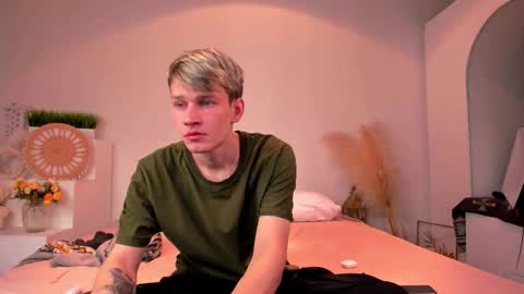 Snapshot of volan_starts chatting on February 2026 04:11:01 AM Dan online show from February 2026 04:11:01 AM