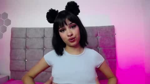 Snapshot of volkov_mia chatting on April 2026 07:43:01 PM volkov_mia online show from April 2026 07:43:01 PM