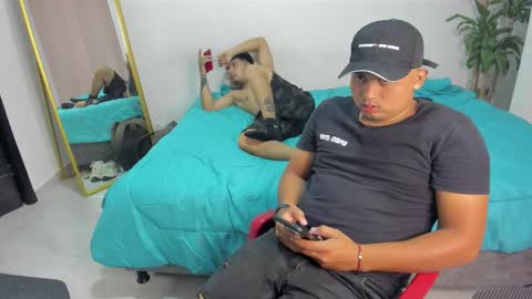 volt_boy57 online show from December 2025 01:58:02 AM