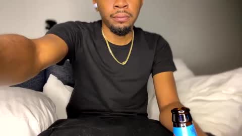 Snapshot of voodoodxck chatting on January 2025 03:40:02 AM voodoodxck online show from January 2025 03:40:02 AM