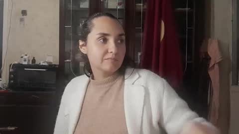 Snapshot of voulezvous_angel chatting on November 2025 05:24:01 PM voulezvous_angel online show from November 2025 05:24:01 PM