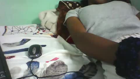 vounialdy online show from February 2025 06:44:02 PM