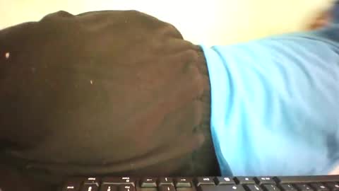 vounialdy online show from March 2025 10:52:01 AM