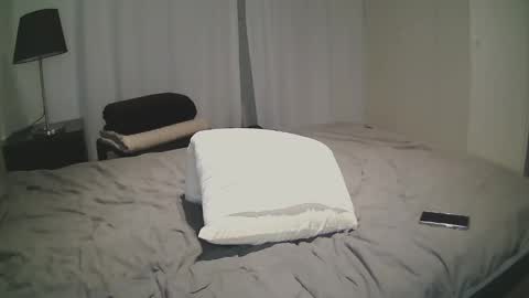 Snapshot of vouvoucouple chatting on December 2024 06:38:02 PM Tim online show from December 2024 06:38:02 PM